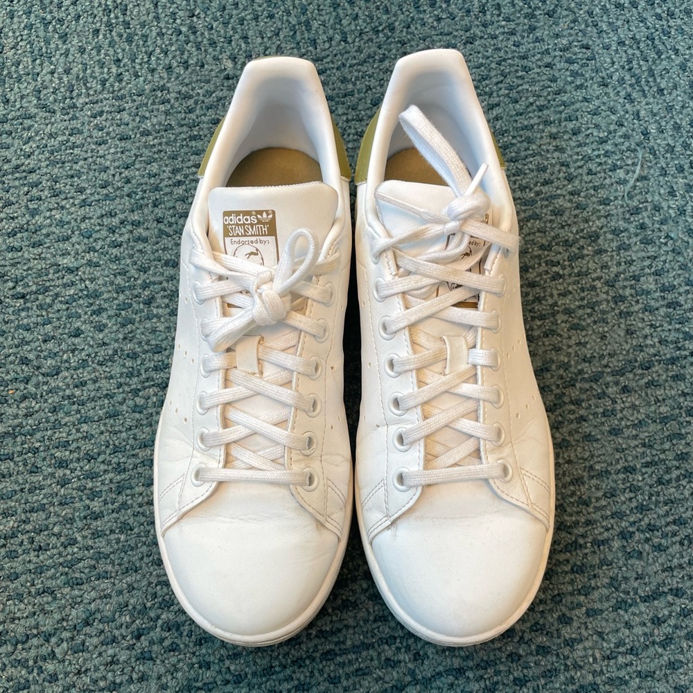 Adidas Stan Smith fits women 8.5